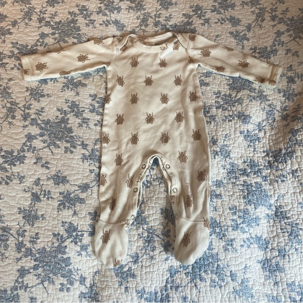 Kate Quinn Organic Cotton Cream Insect Footed Sleeper Size 3-6 Months